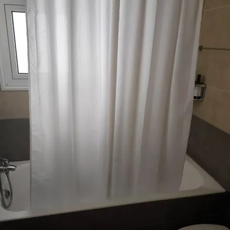 Pearl - Comfortable 2 * Polis