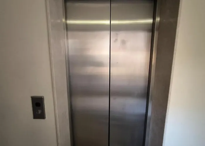 Pearl - Comfortable 2 アパート Polis