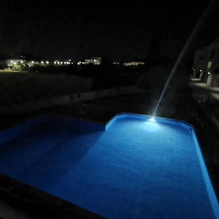 Pearl - Comfortable 2 *